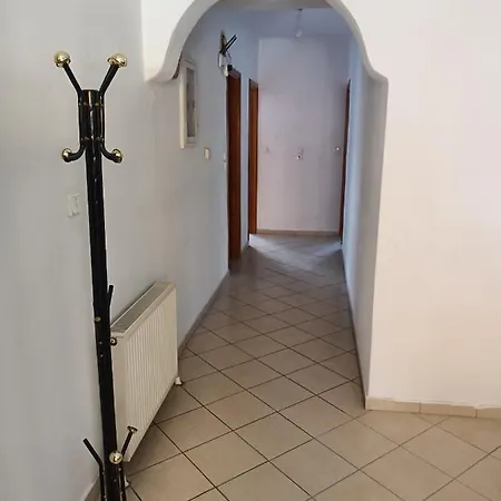 Διαμέρισμα διας House !! Λεπτοκαρυά
